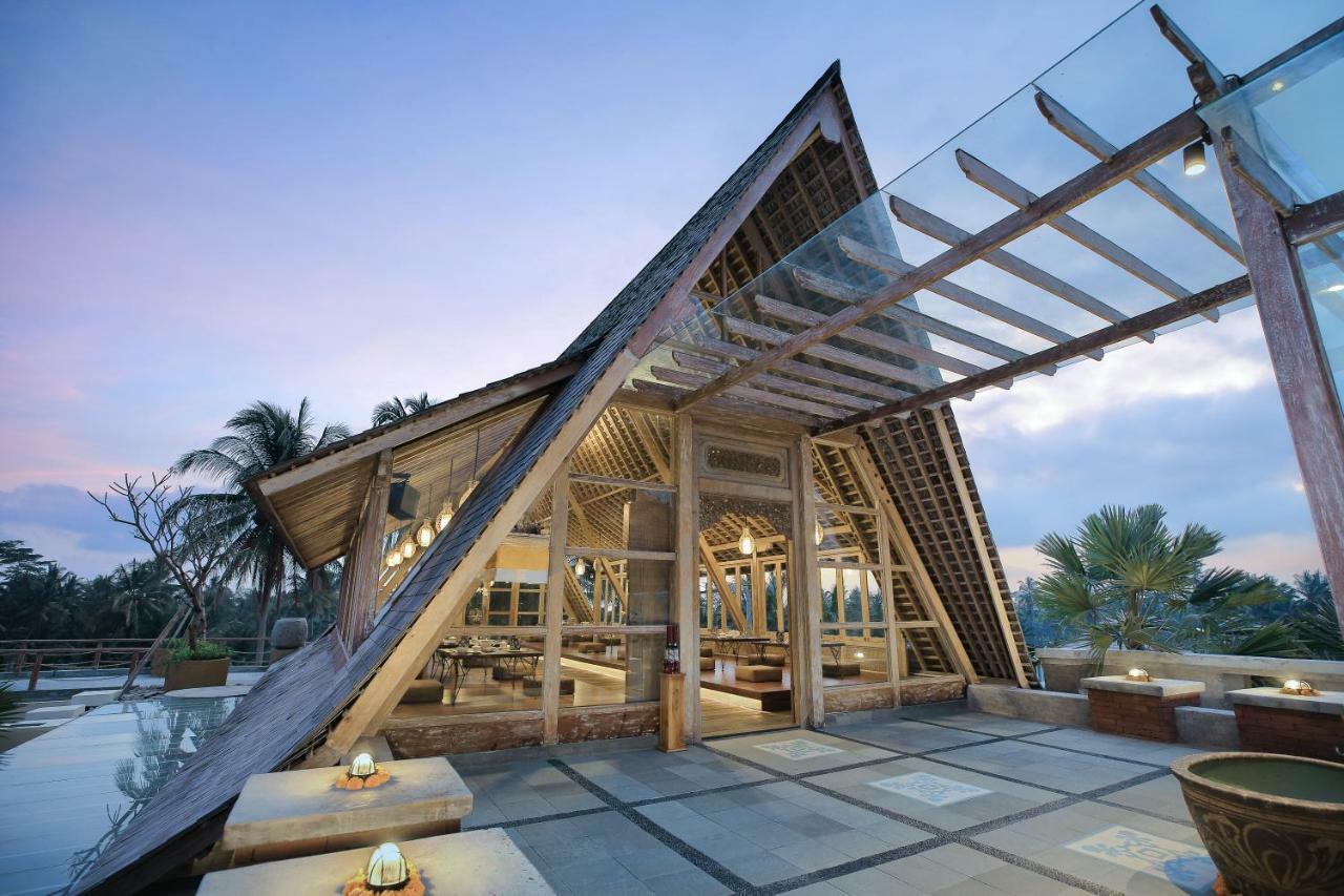 Kuwarasan A Pramana Experience Hotel Ubud Exterior foto The restaurant at the resort